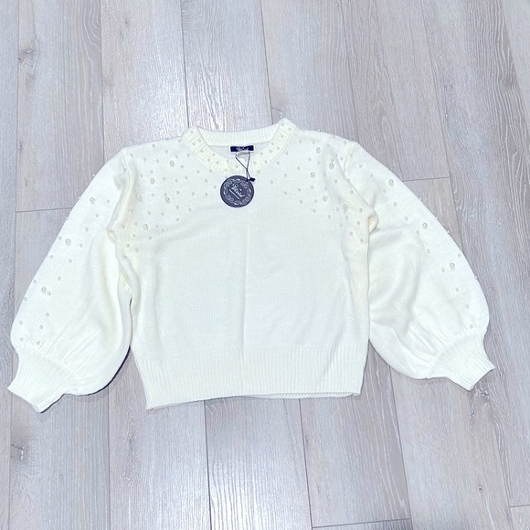 Vivid Sweaters - NWT ViVid Cream Long Puffed Sleeve Sweater with Pearl Details